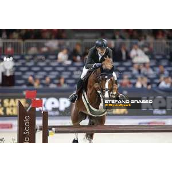 Jumping Verona - Grand prix - Simon Delestre of France riding Chesall Zimequest - Verona, Fieracavalli, 28 October 2018 - ph.Stefano Grasso/Jumping Verona