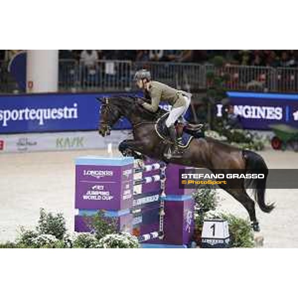 Jumping Verona - Grand prix - Alberto Zorzi of Italy riding Contanga 3 - Verona, Fieracavalli, 28 October 2018 - ph.Stefano Grasso/Jumping Verona