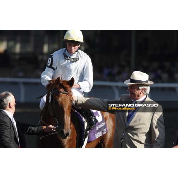 Conduit\'s owner congratulates with the horse and with Ryan Moore after winning the Breeders\' Cup Turf at Santa Anita Los Angeles- Santa Anita, 25th oct. 2008 ph. Stefano Grasso