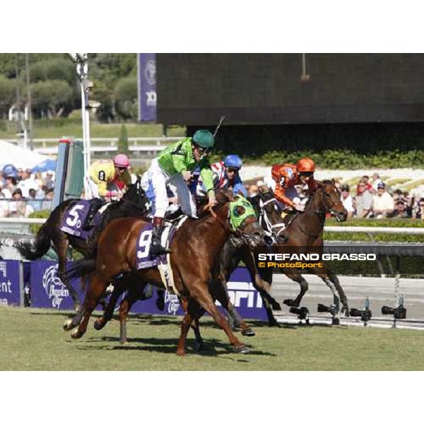 Richard Migliore celebrates on Desert Code after winning the Breeders\' Cup Turf Sprint at Santa Anita Los Angeles- Santa Anita, 25th oct. 2008 ph. Stefano Grasso
