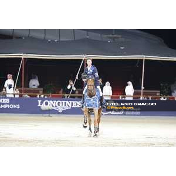 LGCT of Doha - Grand Prix Prize giving ceremony - Lap of honour for Ben Maher (GBR) - Doha - Al Shaqab, 10 November 2018 - ph.Stefano Grasso/LGCT