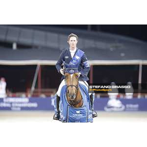 LGCT of Doha - Overall standing Prize giving ceremony - Lap of honour for Ben Maher (GBR) - Doha - Al Shaqab, 10 November 2018 - ph.Stefano Grasso/LGCT