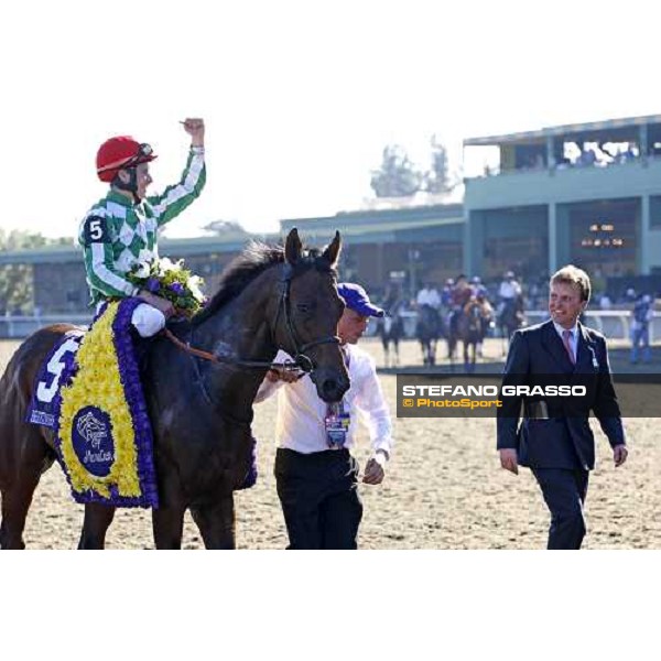 Pat Smullen celebrates on Muhannak after winning the Breeders\' Cup Marathon at Santa Anita Los Angeles- Santa Anita, 25th oct. 2008 ph. Stefano Grasso