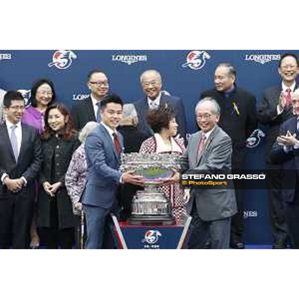 LHKIR 2018 - The Longines Hong Kong Mile - Prize giving Ceremony - Hong Kong, Sha Tin Racecourse - 9 December 2018 - ph.Stefano Grasso/Longines