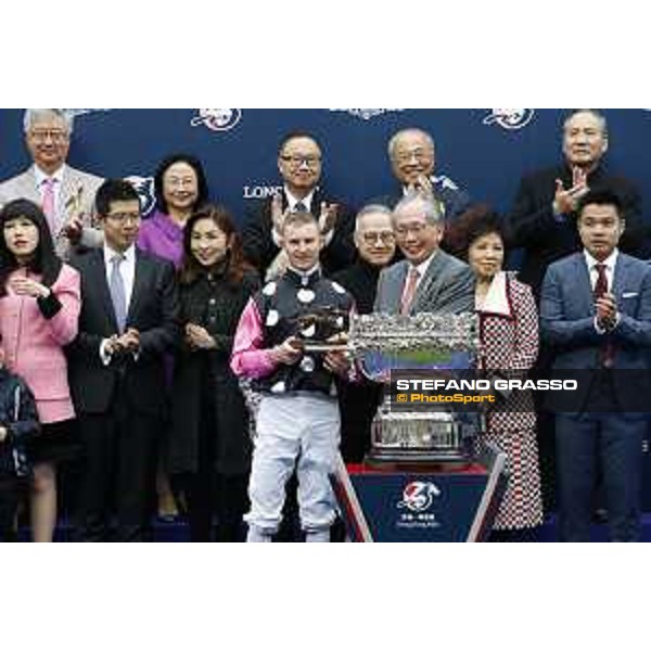 LHKIR 2018 - The Longines Hong Kong Mile - Prize giving Ceremony - Hong Kong, Sha Tin Racecourse - 9 December 2018 - ph.Stefano Grasso/Longines