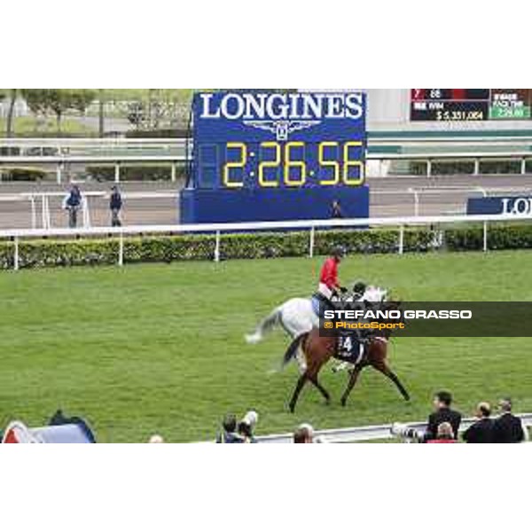 LHKIR 2018 - The Longines Hong Kong Vase - Zac Purton on Exultant - Hong Kong, Sha Tin Racecourse - 9 December 2018 - ph.Stefano Grasso/Longines