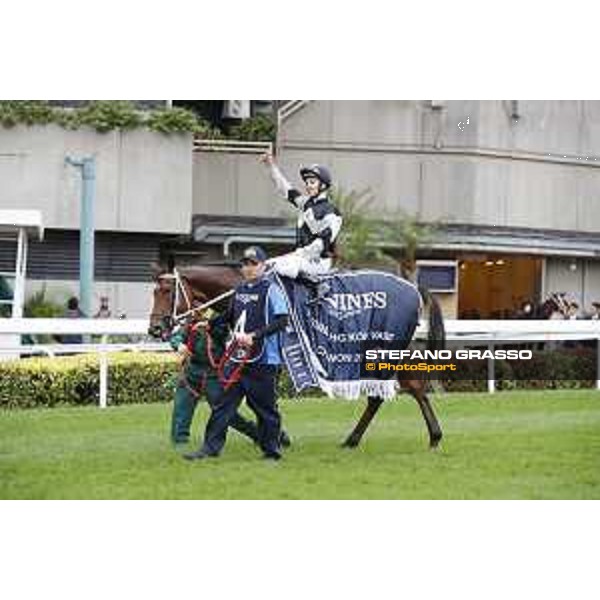 LHKIR 2018 - The Longines Hong Kong Vase - Zac Purton on Exultant - Hong Kong, Sha Tin Racecourse - 9 December 2018 - ph.Stefano Grasso/Longines