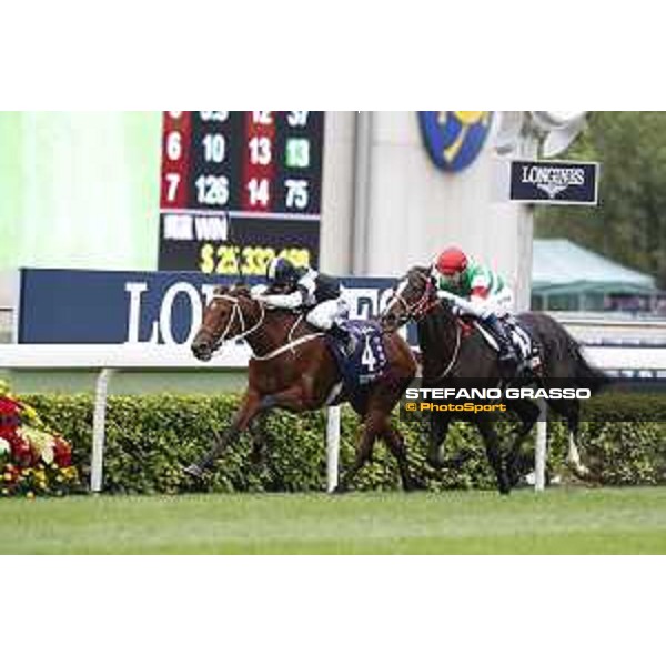 LHKIR 2018 - The Longines Hong Kong Vase - Zac Purton on Exultant - Hong Kong, Sha Tin Racecourse - 9 December 2018 - ph.Stefano Grasso/Longines
