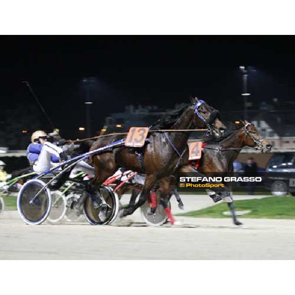 Hugo Langeweg with Main Wise As wins the Gran Criterium \'Memorial Piero Biondi\' beating Andrea Guzzinati with Mondiale Ok Milan San Siro, 16th nov. 2008 ph. Stefano Grasso