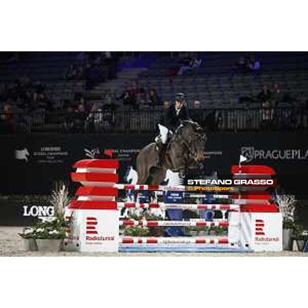 GC Prague Playoffs - Amateur riders - Philip Houston (GER) on Chacco\'s Girl - Prague, O2 Arena - 14 December 2018 - ph.Mario Grassia - Stefano Grasso/GCL