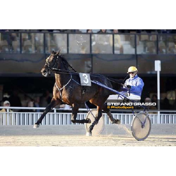 Jean Pierre Dubois warming up with Infinitif during the heat of Gran Premio U.E.T Milan, 16th nov. 2008 ph. Stefano Grasso
