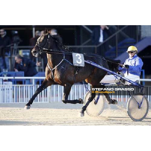 Jean Pierre Dubois warming up with Infinitif during the heat of Gran Premio U.E.T Milan, 16th nov. 2008 ph. Stefano Grasso