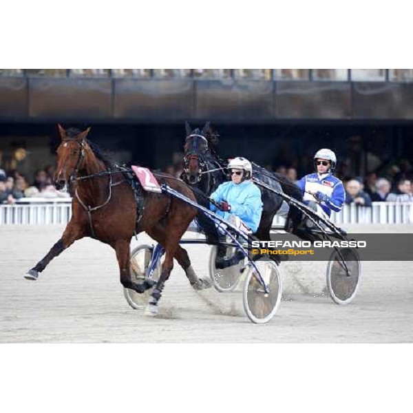 Jos Verbeeck with Qualita Bourbon and Jorma Kontio with Zlatan Blou after the start of the heat of the Gran Premio U.E.T. Milan, 16th nov. 2008 ph. Stefano Grasso