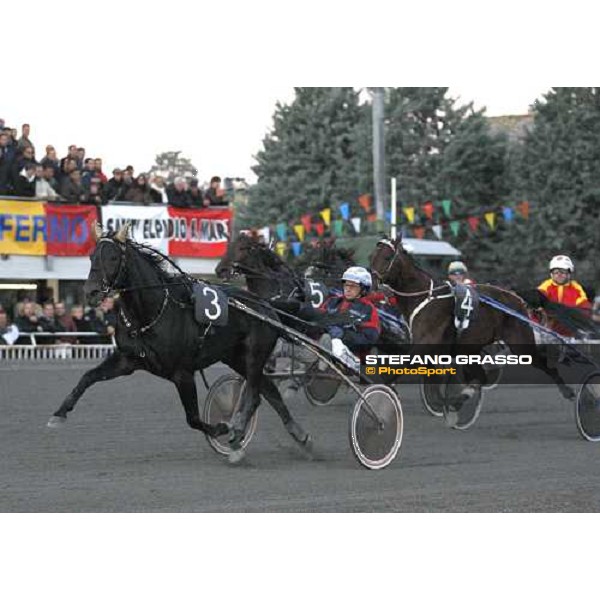 Jorma Kontio with Opal Viking wins the 2nd heat of the Palio dei Comuni beating Est West and Alexia As Montegiorgio (AP), 23rd nov. 2008 ph. Stefano Grasso