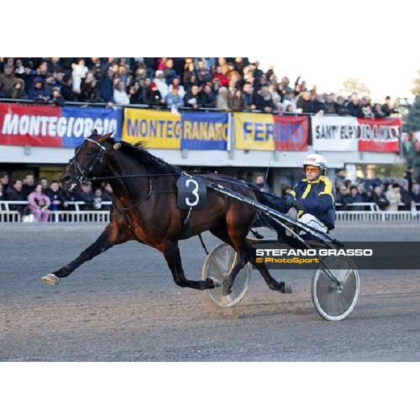 Ake Svandstedt with Earl Tilly wins the 1st heat of the Palio dei Comuni Montegiorgio (AP), 23rd nov. 2008 ph. Stefano Grasso