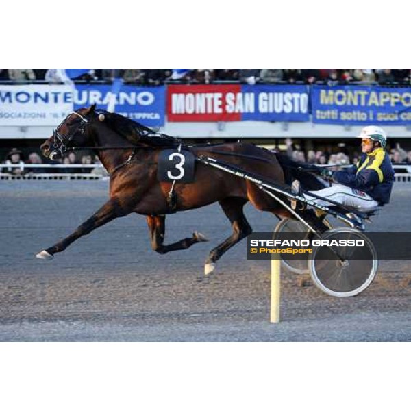 Ake Svandstedt with Earl Tilly wins the 1st heat of the Palio dei Comuni Montegiorgio (AP), 23rd nov. 2008 ph. Stefano Grasso