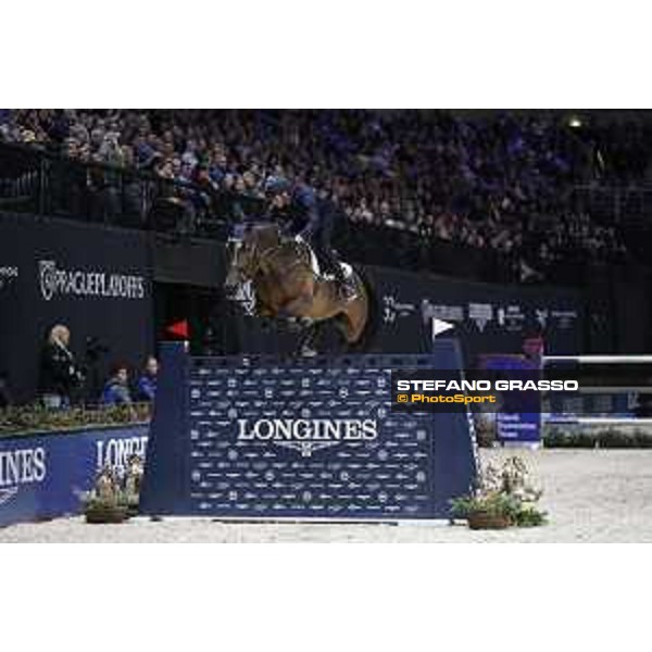 GC Prague Playoffs - Super GP - Lorenzo de Luca (ITA) on Ensor de Litrange XII - Prague, O2 Arena - 15 December 2018 - ph.Stefano Grasso/LGCT