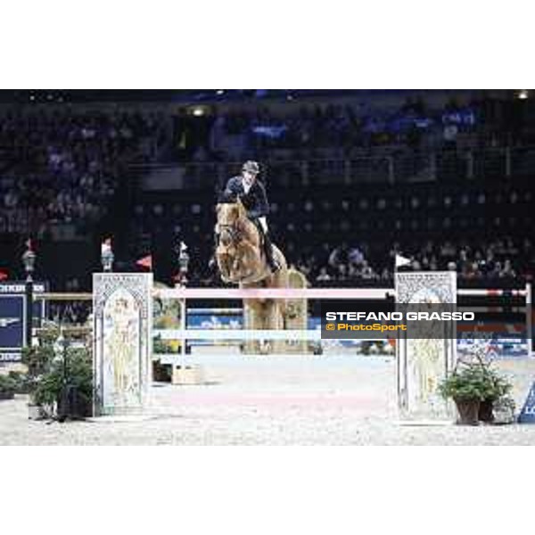 GC Prague Playoffs - Super GP - Ben Maher (GBR) on Explosion W - Prague, O2 Arena - 15 December 2018 - ph.Stefano Grasso/LGCT