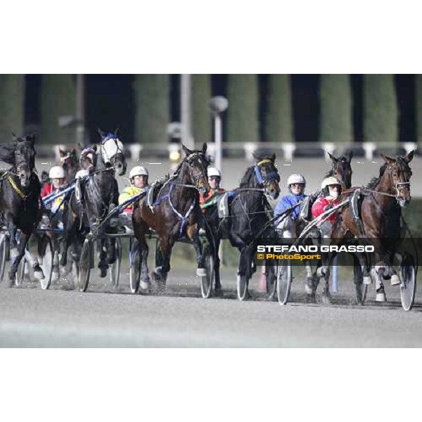 Davide Nuti with Filipp Roc leads the group during the first passage of the 3rd heat of the Palio dei Comuni, followed by Passionate Kemp, winner of the race Montegiorgio (AP), 23rd nov. 2008 ph. Stefano Grasso