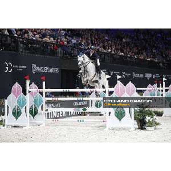 GC Prague Playoffs - Class 9 - Leopold Van Asten (NED) on VDL Groep Beauty - Prague, O2 Arena - 15 December 2018 - ph.Mario Grassia/LGCT