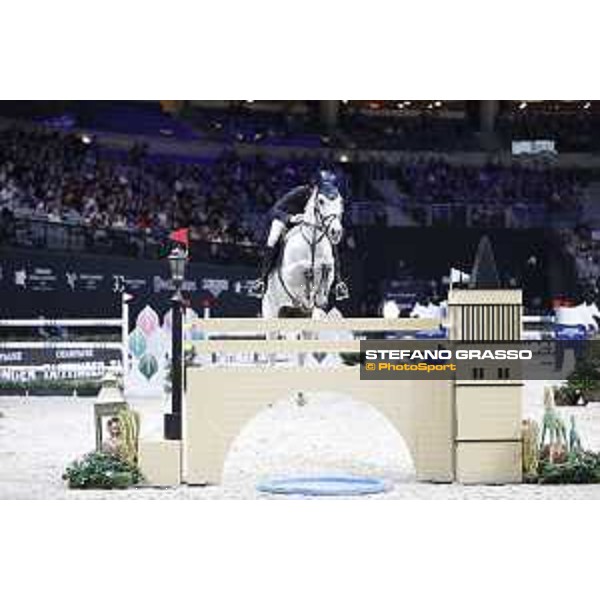 GC Prague Playoffs - Class 9 - Leopold Van Asten (NED) on VDL Groep Beauty - Prague, O2 Arena - 15 December 2018 - ph.Mario Grassia/LGCT