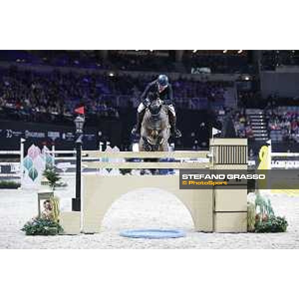 GC Prague Playoffs - Class 9 - Geir Gulliksen (NOR) on VDL Groep Quatro - Prague, O2 Arena - 15 December 2018 - ph.Mario Grassia/LGCT