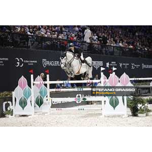 GC Prague Playoffs - Class 9 - Jerome Guery (BEL) on Garfield de Tiji Des Templiers - Prague, O2 Arena - 15 December 2018 - ph.Mario Grassia/LGCT