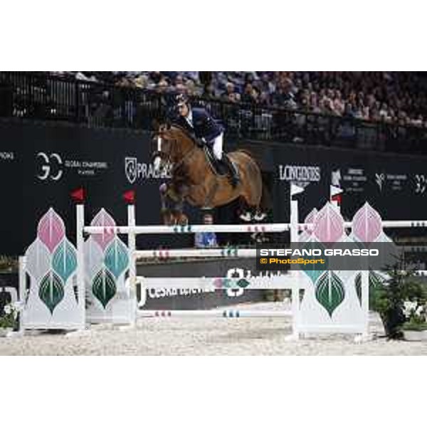 GC Prague Playoffs - Class 9 - Julien Epaillard (FRA) on Virtuose Champeix - Prague, O2 Arena - 15 December 2018 - ph.Mario Grassia/LGCT