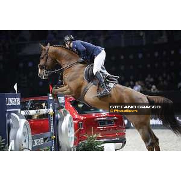 GC Prague Playoffs - Class 9 - Julien Epaillard (FRA) on Virtuose Champeix - Prague, O2 Arena - 15 December 2018 - ph.Mario Grassia/LGCT