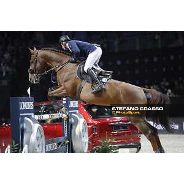 GC Prague Playoffs - Class 9 - Julien Epaillard (FRA) on Virtuose Champeix - Prague, O2 Arena - 15 December 2018 - ph.Mario Grassia/LGCT