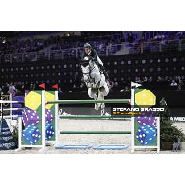 GC Prague Playoffs - Class 9 - Shane Sweetnam (IRL) on Indra van de Oude Heihoef - Prague, O2 Arena - 15 December 2018 - ph.Mario Grassia/LGCT