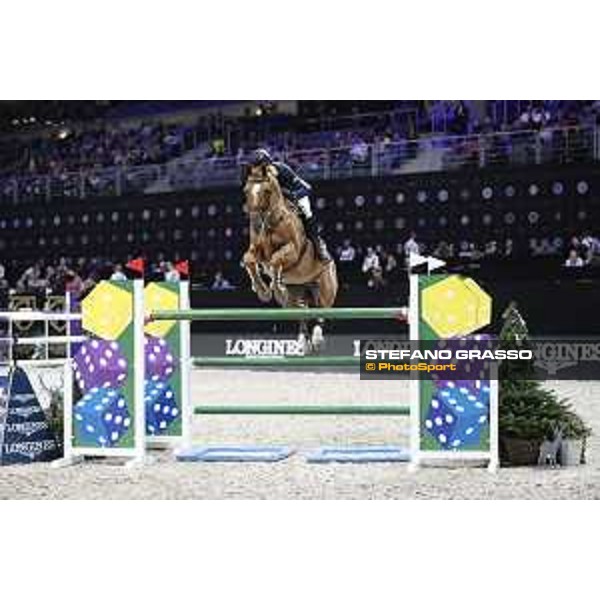 GC Prague Playoffs - Class 9 - Shane Breen (IRL) on Golden Hawk - Prague, O2 Arena - 15 December 2018 - ph.Mario Grassia/LGCT