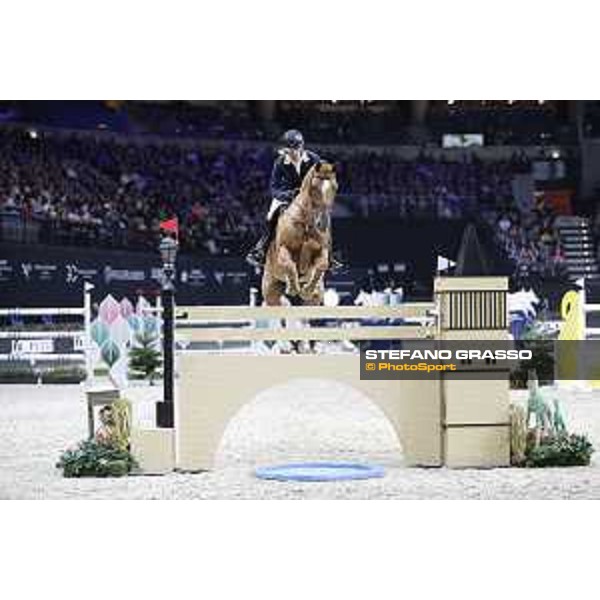 GC Prague Playoffs - Class 9 - Shane Breen (IRL) on Golden Hawk - Prague, O2 Arena - 15 December 2018 - ph.Mario Grassia/LGCT