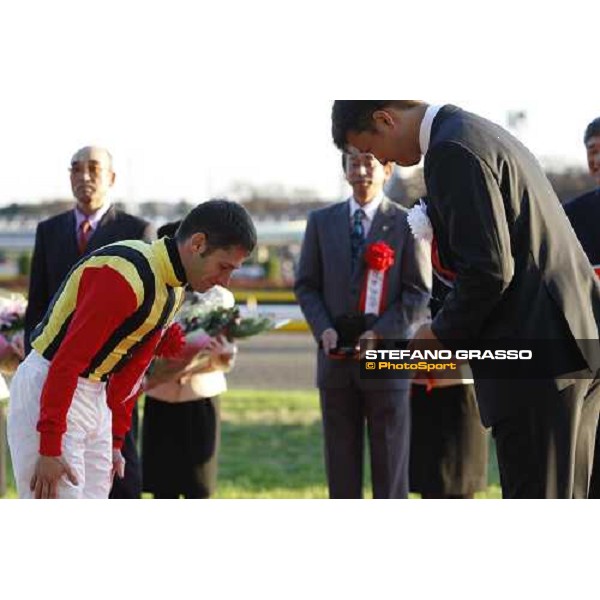 Mirco Demuro thanks during the prize ceremony of the Japan Cup at Fuchu racecourse. Tokyo, 30th nov. 2008 ph. Stefano Grasso