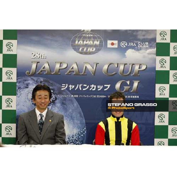 an happy Mirco Demuro with Screen Hero\'s trainer, Yuichi Shikato, during the press conference of the Japan Cup at Fuchu racecourse. Tokyo, 30th nov. 2008 ph. Stefano Grasso