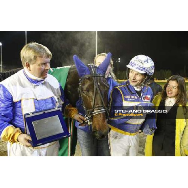 giving prize for Jorma Kontio and Holger Ehlert winners with Mania of the Gran Premio Allevatori Rome, 8th december 2008 ph. Stefano Grasso