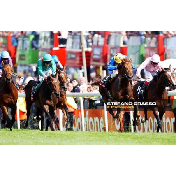 \'Kieren Fallon on Kris Kin flying towards the post of Epsom Derby 2003 Epsom Downs, june 7 2003-ph.Stefano Grasso\' 