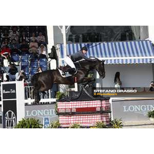 LGCT of Shanghai - Jur Vrieling on VDL Glasgow Vh Merelsnest NOP Shanghai, Shanghai Expo - 4 May 2019 - ph.Stefano Grasso/LGCT