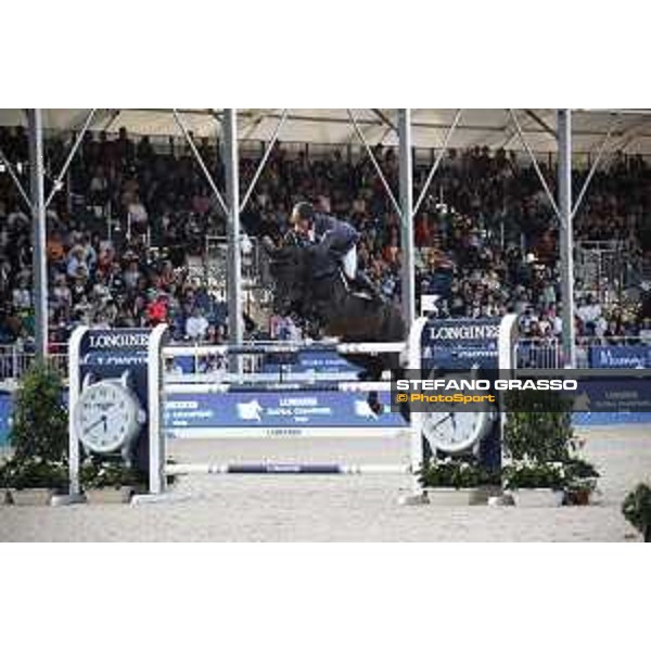 LGCT of Shanghai - Jur Vrieling on VDL Glasgow Vh Merelsnest NOP Shanghai, Shanghai Expo - 4 May 2019 - ph.Stefano Grasso/LGCT