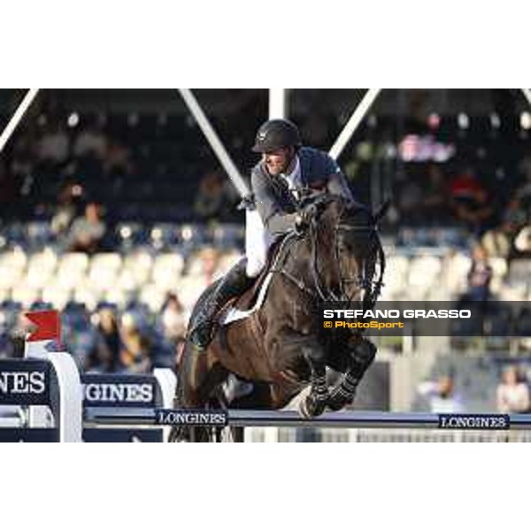LGCT of Shanghai - Jur Vrieling on VDL Glasgow Vh Merelsnest NOP Shanghai, Shanghai Expo - 4 May 2019 - ph.Stefano Grasso/LGCT