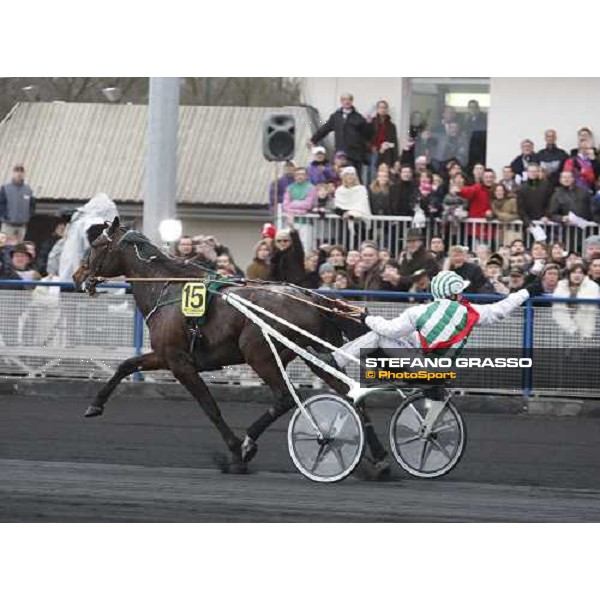 Frank Nivard with Meaulnes di Corta wins the Prix d\' Amerique 2009 Paris-Vincennes, 25th january 2009 ph. Stefano Grasso