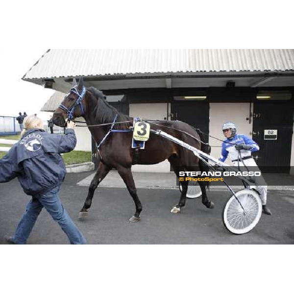 Erik Bondo enters the track with Ghibellino Paris-Vincennes, 25th january 2009 ph. Stefano Grasso