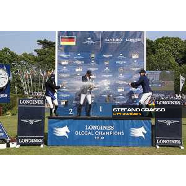 LGCT of Hamburg - Grand Prix - Prize giving ceremony - Champagne shower - Hamburg, Derby Park - 1 June 2019 - ph.Stefano Grasso/LGCT