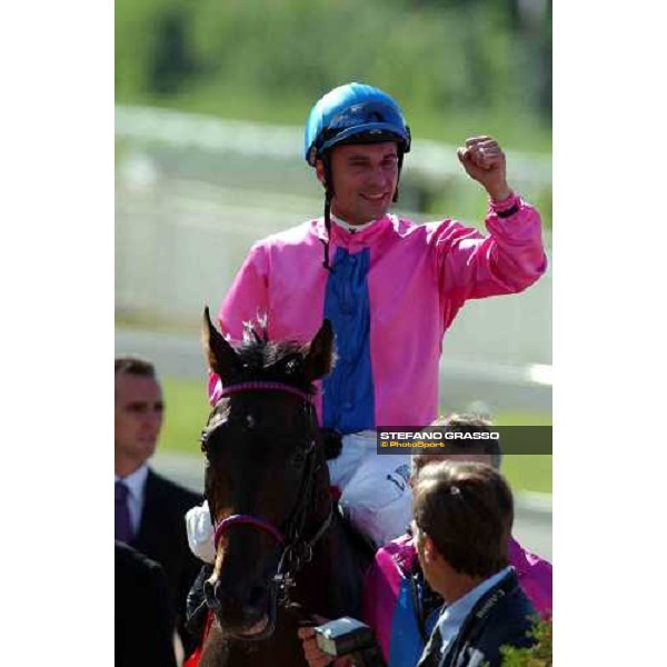 coming back of William Mongil on Senex, winner of Gran Premio di Milano Milan San Siro 20th june 2004 ph. Stefano Grasso