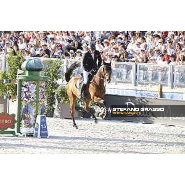 LGCT of Paris - Grand Prix - Marc Houtzager (NED) on Sterrehof\'s Calimero - Paris, Champ de Mars - 6 July 2019 - ph.Stefano Grasso/LGCT