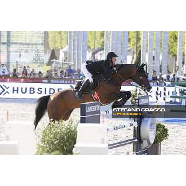 LGCT of Paris - Grand Prix - Maikel Van Der Vleuten (NED) on Verdi TN - Paris, Champ de Mars - 6 July 2019 - ph.Stefano Grasso/LGCT