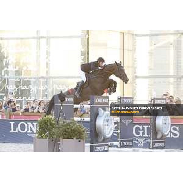 LGCT of Paris - Grand Prix - Kevin Staut (FRA) on Calevo 2 - Paris, Champ de Mars - 6 July 2019 - ph.Stefano Grasso/LGCT