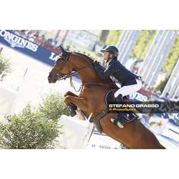 LGCT of Paris - Grand Prix - Darragh Kenny (IRL) on Classic Dream - Paris, Champ de Mars - 6 July 2019 - ph.Stefano Grasso/LGCT