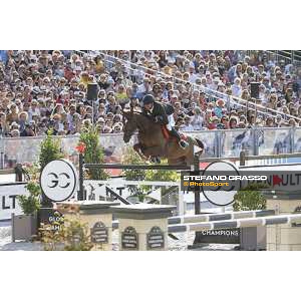 LGCT of Paris - Grand Prix - Simon Delestre (FRA) on Hermes Ryan - Paris, Champ de Mars - 6 July 2019 - ph.Stefano Grasso/LGCT