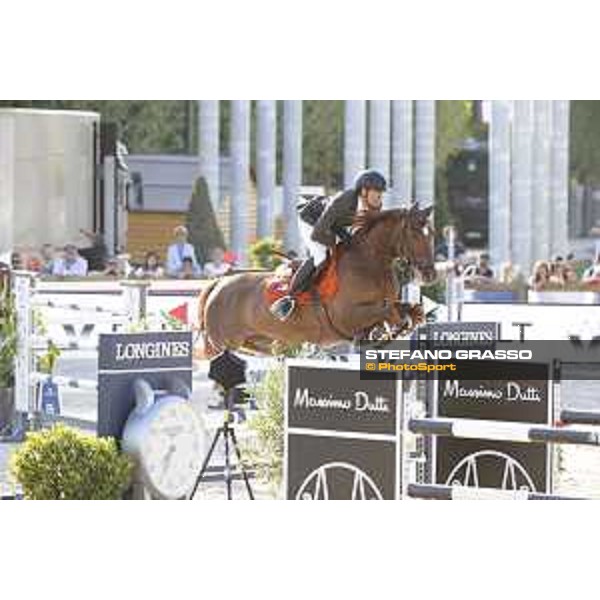 LGCT of Paris - Grand Prix - Simon Delestre (FRA) on Hermes Ryan - Paris, Champ de Mars - 6 July 2019 - ph.Stefano Grasso/LGCT